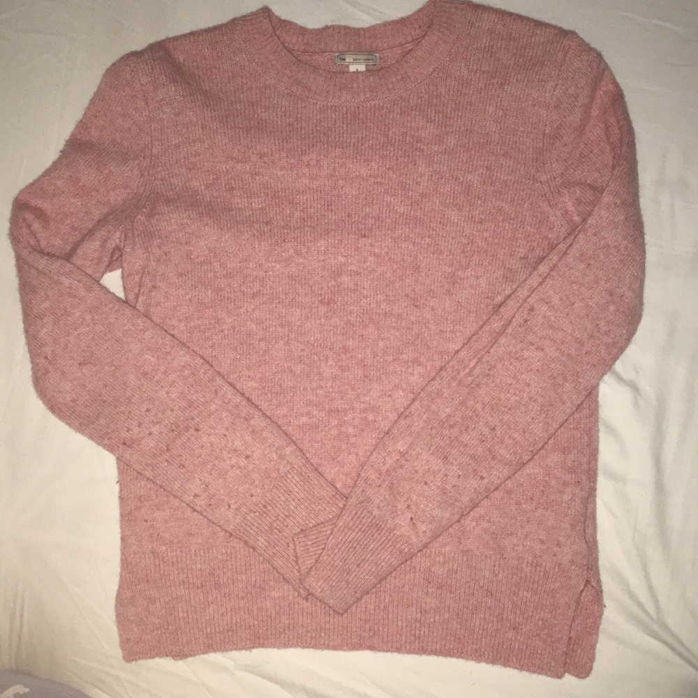 PINK GAP SWEATER